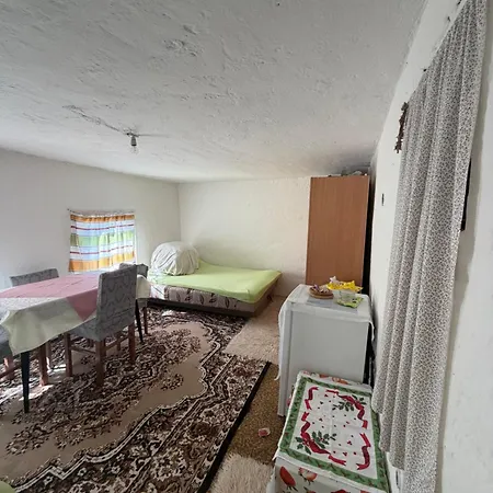 Seoska Kuca Mir Sipovo