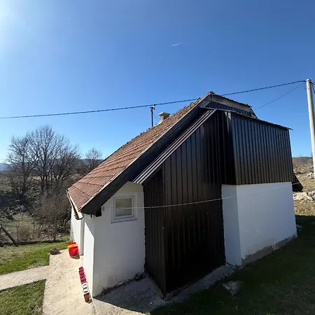 Vakantiehuis Seoska Kuca Mir
